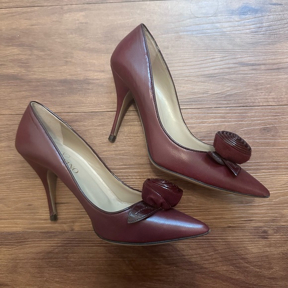 Vintage Valentino Rose Heels 36.5 - Picture 3 of 5